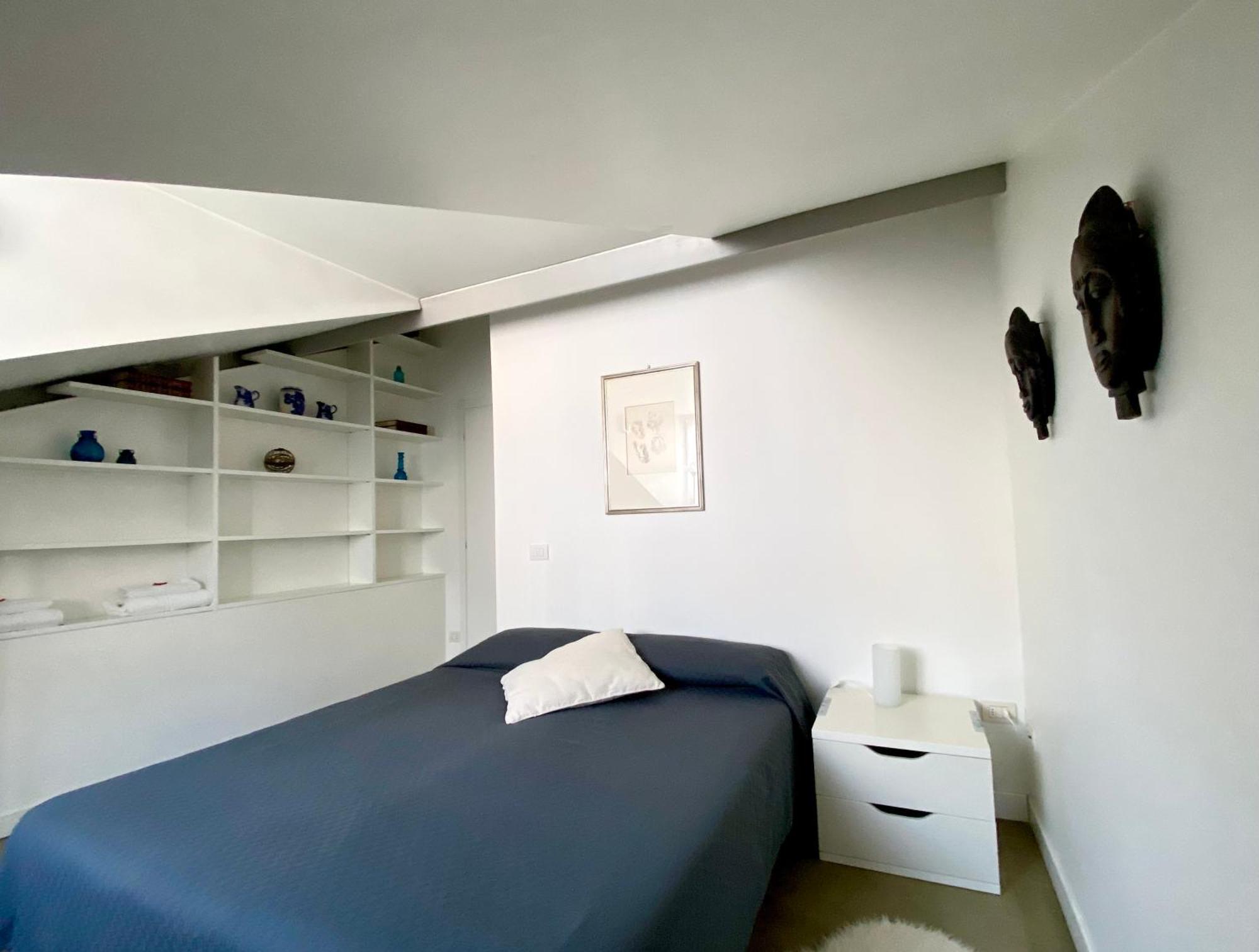 Sant Ambrogio Courtyard Room In Shared Flat Milán Exterior foto