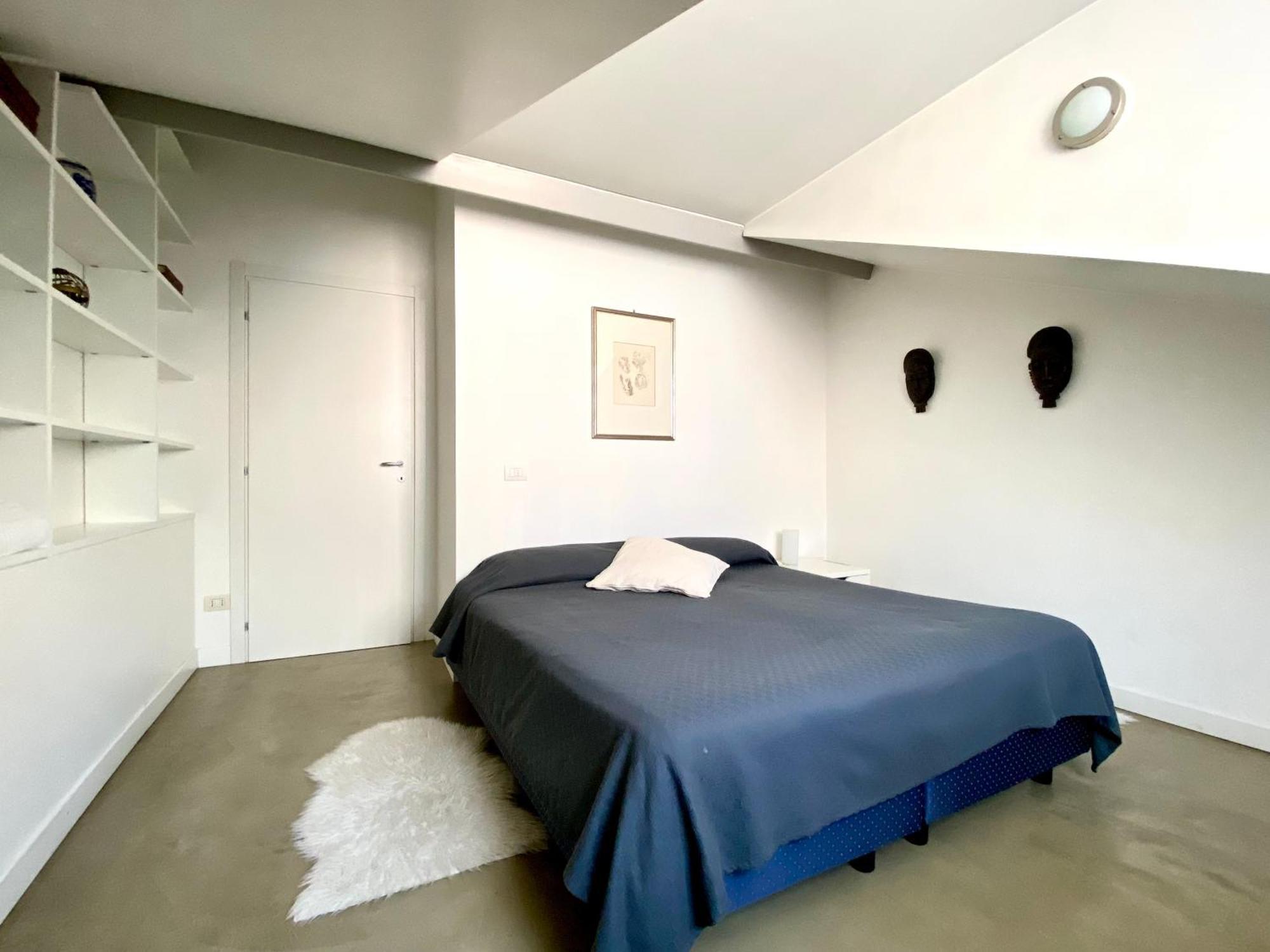 Sant Ambrogio Courtyard Room In Shared Flat Milán Exterior foto